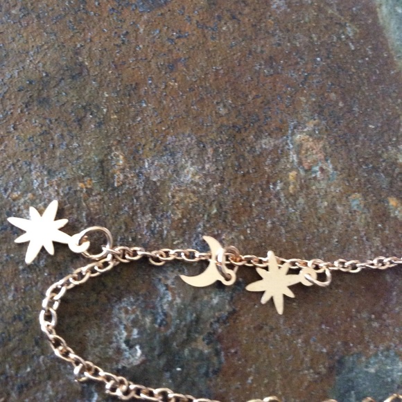 The Stars & The Moon Bracklet - Picture 2 of 3